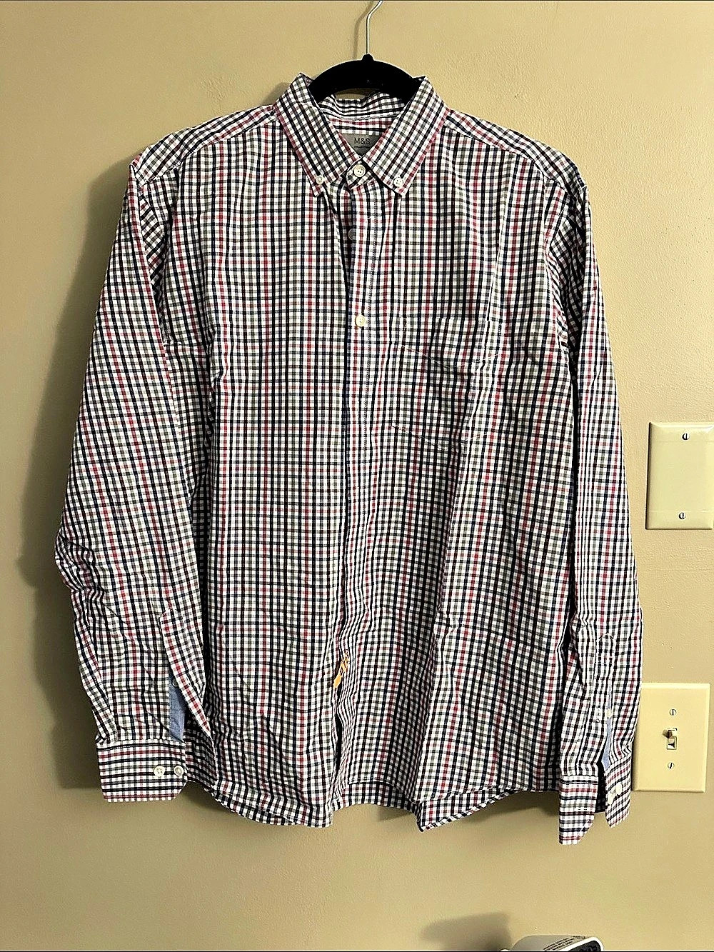 M&S Checkered Button Down Shirt in Red & Blue Large Like New